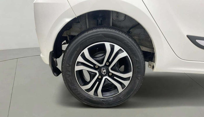 2023 Tata Tiago XT CNG, CNG, Manual, 39,506 km, Right Rear Wheel