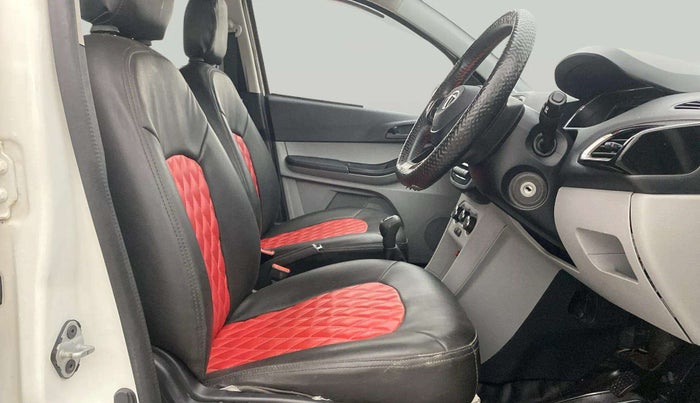2023 Tata Tiago XT CNG, CNG, Manual, 39,506 km, Right Side Front Door Cabin