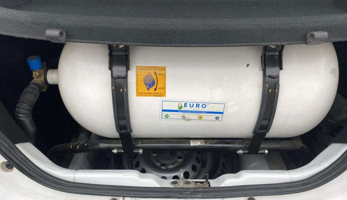 2023 Tata Tiago XT CNG, CNG, Manual, 39,506 km, Boot Inside