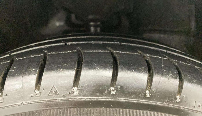 2015 Maruti Celerio ZXI, Petrol, Manual, 67,803 km, Right Rear Tyre Tread