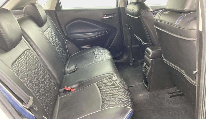2022 Maruti Baleno ALPHA PETROL 1.2, Petrol, Manual, 52,603 km, Right Side Rear Door Cabin
