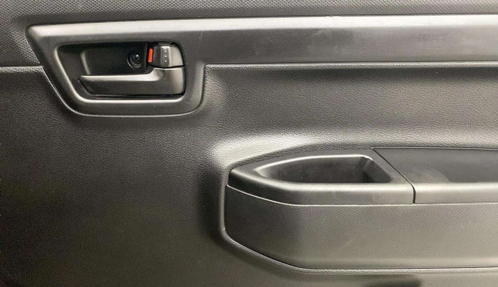 2023 Maruti S PRESSO VXI+, Petrol, Manual, 3,895 km, Driver Side Door Panels Control