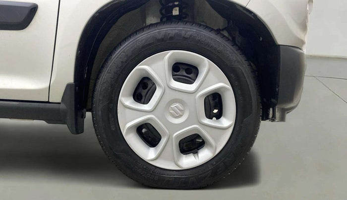 2023 Maruti S PRESSO VXI+, Petrol, Manual, 3,895 km, Right Front Wheel