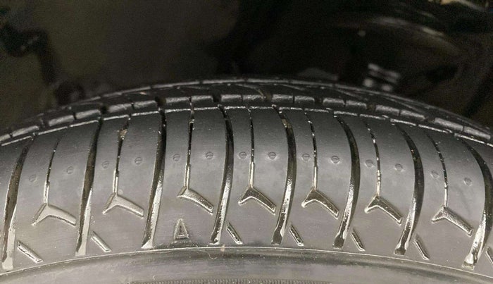 2021 Maruti New Wagon-R LXI CNG (O) 1.0, CNG, Manual, 76,678 km, Left Rear Tyre Tread