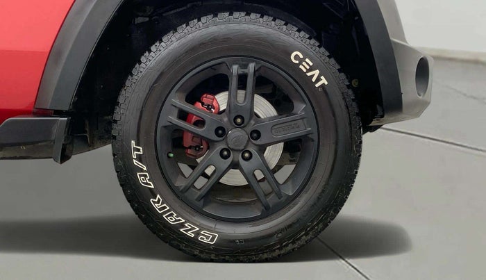 2022 Mahindra Thar LX HT PETROL 4WD MT, Petrol, Manual, 18,149 km, Right Front Wheel
