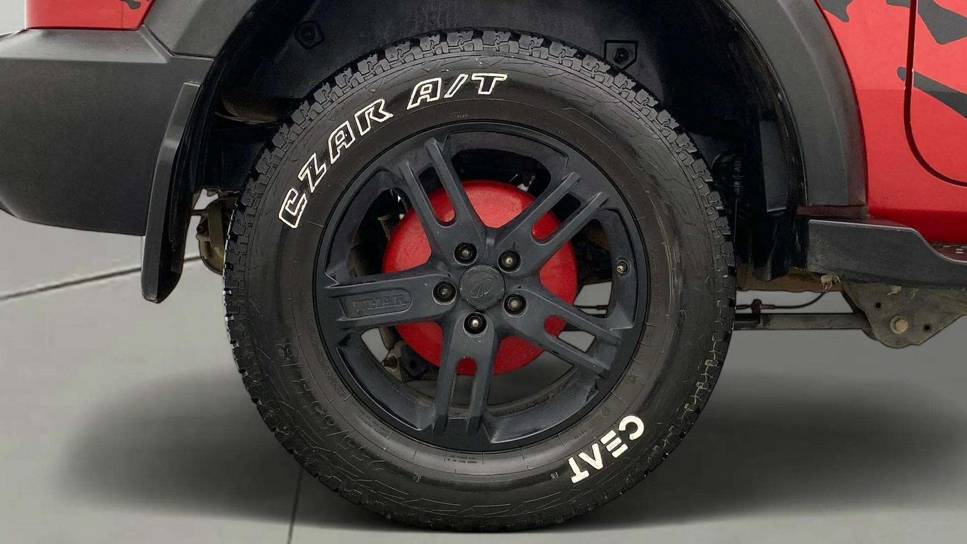 2022 Mahindra Thar LX HT PETROL 4WD MT, Petrol, Manual, 18,149 km, Right Rear Wheel