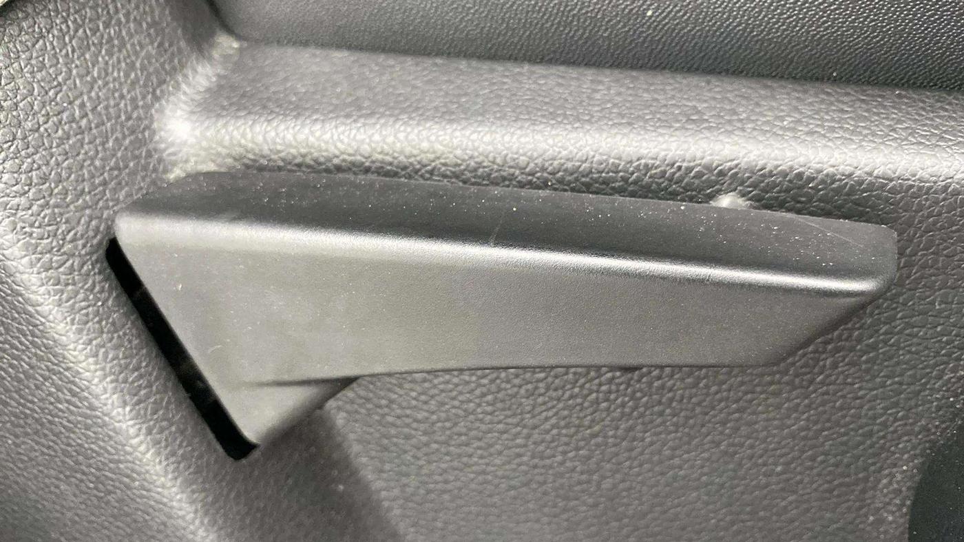 2022 Mahindra Thar LX HT PETROL 4WD MT, Petrol, Manual, 18,149 km, Driver Side Adjustment Panel