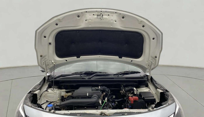 2024 Toyota Glanza V, Petrol, Manual, 7,703 km, Open Bonet