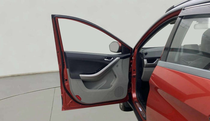 2019 Tata NEXON XZA PLUS DIESEL DUAL TONE, Diesel, Automatic, 57,666 km, LHS Front Door
