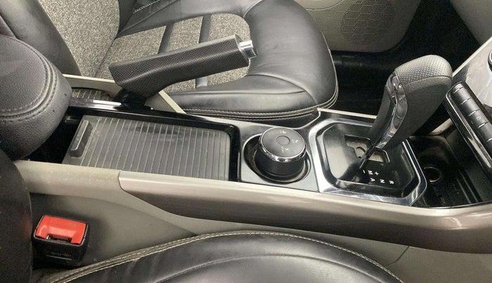 2019 Tata NEXON XZA PLUS DIESEL DUAL TONE, Diesel, Automatic, 57,666 km, Gear Lever