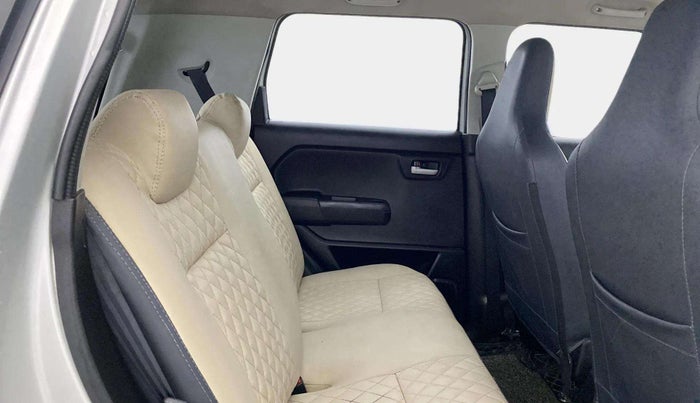 2023 Maruti New Wagon-R VXI 1.0, Petrol, Manual, 39,979 km, Right Side Rear Door Cabin