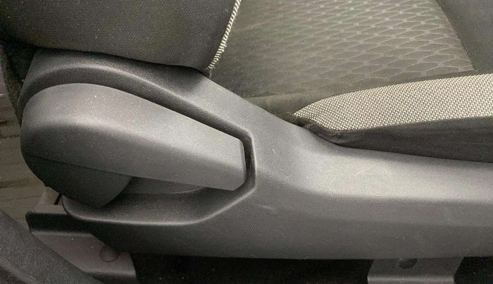 2021 Nissan MAGNITE XL, Petrol, Manual, 48,852 km, Driver Side Adjustment Panel