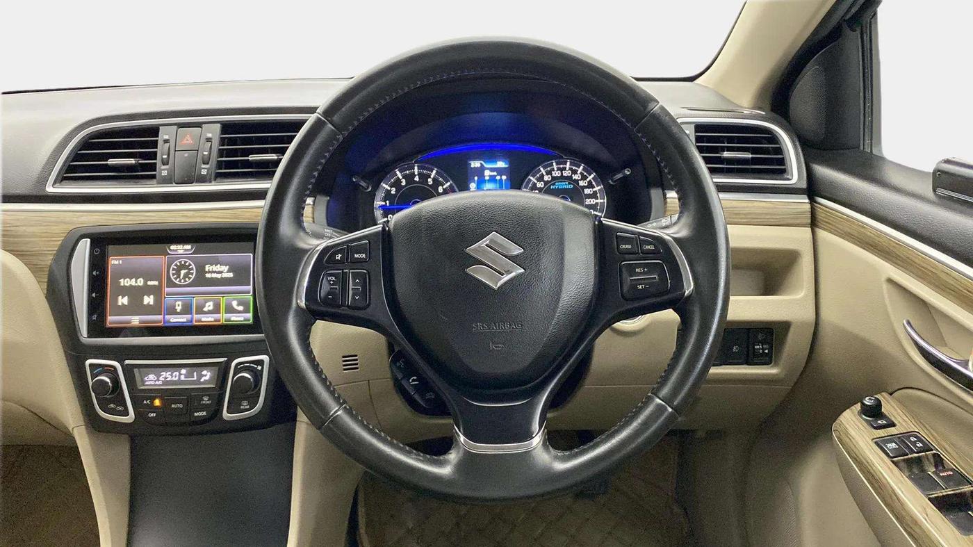 2022 Maruti Ciaz ALPHA 1.5 SHVS PETROL, Petrol, Manual, 62,297 km, Steering Wheel Close Up