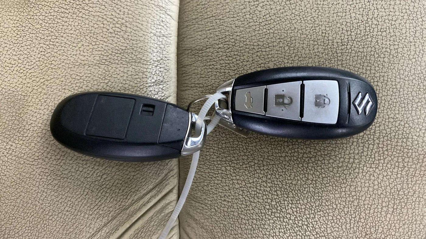 2022 Maruti Ciaz ALPHA 1.5 SHVS PETROL, Petrol, Manual, 62,297 km, Key Close Up