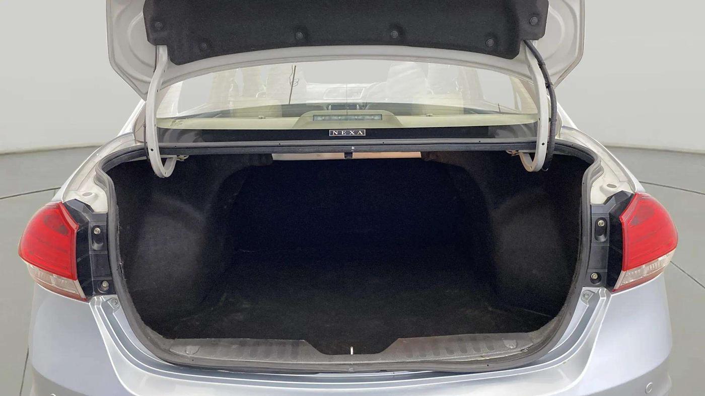 2022 Maruti Ciaz ALPHA 1.5 SHVS PETROL, Petrol, Manual, 62,297 km, Boot Inside