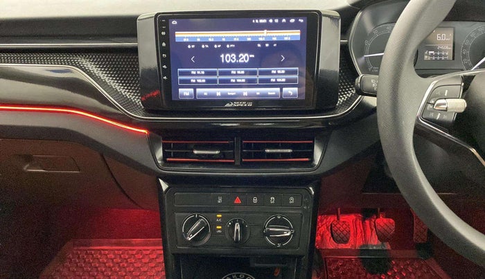 2022 Skoda KUSHAQ ACTIVE 1.0L TSI MT, Petrol, Manual, 24,456 km, Air Conditioner