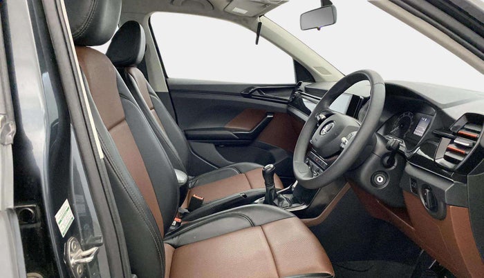 2022 Skoda KUSHAQ ACTIVE 1.0L TSI MT, Petrol, Manual, 24,456 km, Right Side Front Door Cabin