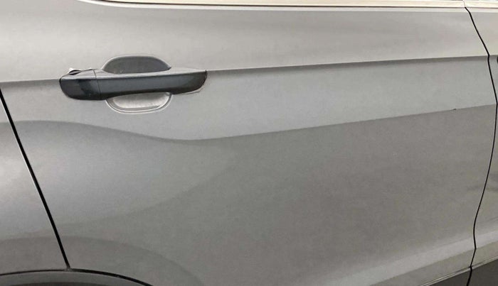 2022 Skoda KUSHAQ ACTIVE 1.0L TSI MT, Petrol, Manual, 24,456 km, Right rear door - Slightly dented