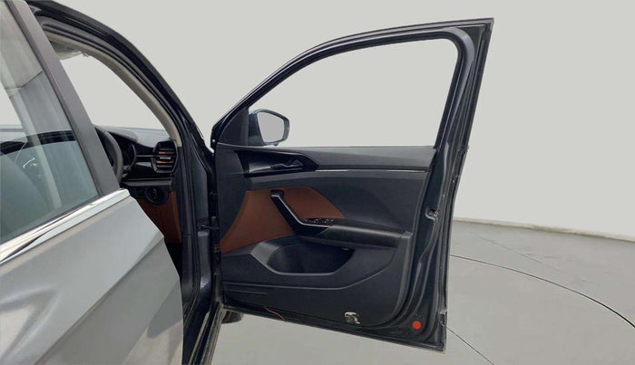 2022 Skoda KUSHAQ ACTIVE 1.0L TSI MT, Petrol, Manual, 24,456 km, RHS Front Door