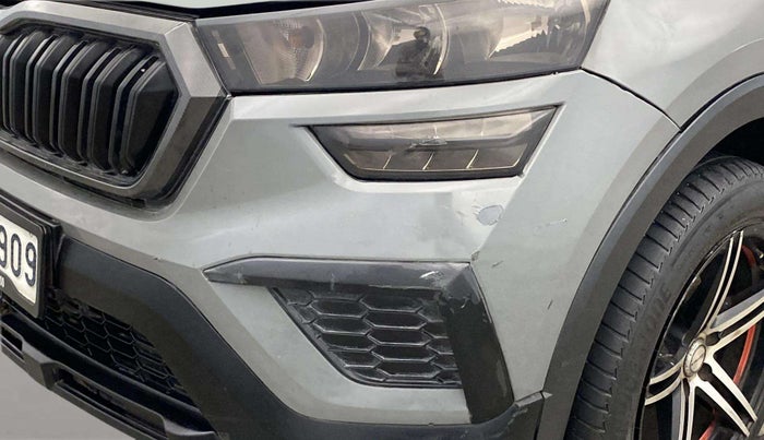 2022 Skoda KUSHAQ ACTIVE 1.0L TSI MT, Petrol, Manual, 24,456 km, Front bumper - Bumper cladding minor damage/missing