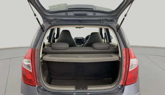 2013 Hyundai i10 SPORTZ 1.2, Petrol, Manual, 33,088 km, Boot Inside