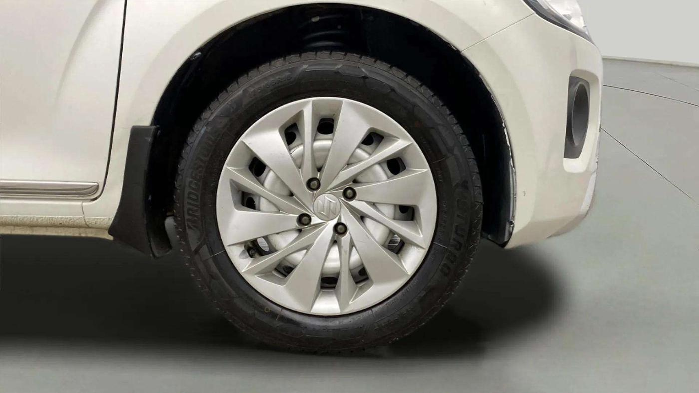 2021 Maruti IGNIS SIGMA 1.2, CNG, Manual, 86,795 km, Right Front Wheel