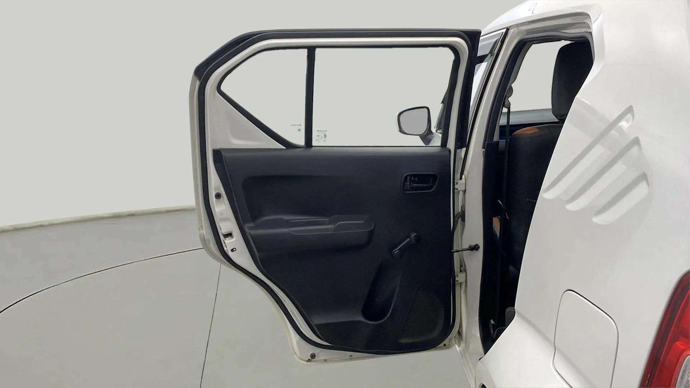 2021 Maruti IGNIS SIGMA 1.2, CNG, Manual, 86,795 km, LHS Rear Door