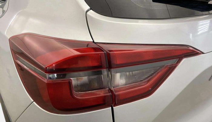 2022 Nissan MAGNITE XE, Petrol, Manual, 41,019 km, Left tail light - Minor damage