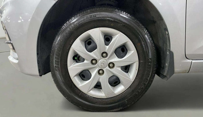 2019 Hyundai Elite i20 MAGNA PLUS 1.2, Petrol, Manual, 19,340 km, Left Front Wheel