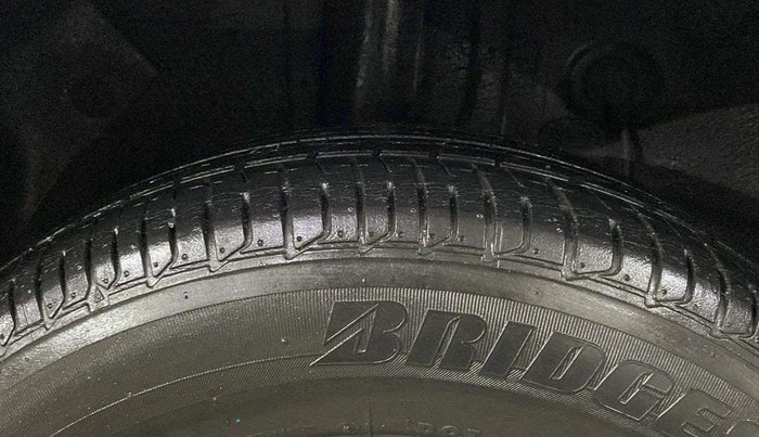 2019 Hyundai Elite i20 MAGNA PLUS 1.2, Petrol, Manual, 19,340 km, Right Rear Tyre Tread