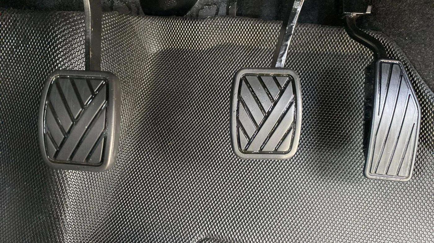 2021 Maruti IGNIS SIGMA 1.2, Petrol, Manual, 36,130 km, Pedals