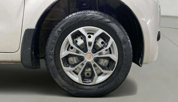 2019 Maruti New Wagon-R LXI CNG 1.0, CNG, Manual, 38,073 km, Right Front Wheel