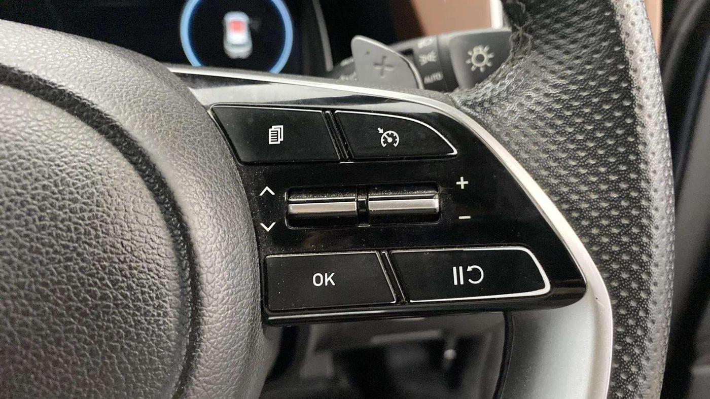 2022 Hyundai ALCAZAR 2.0 SIGNATURE (O) AT 6STR, Petrol, Automatic, 74,939 km, Adaptive Cruise Control
