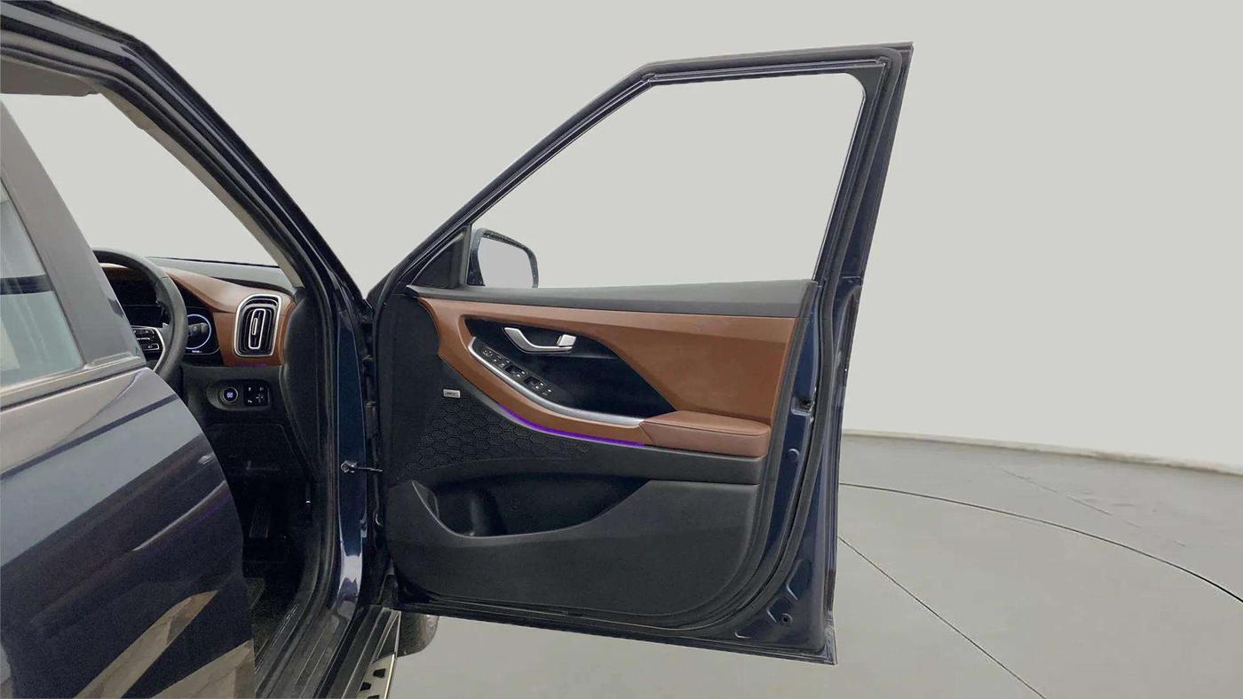 2022 Hyundai ALCAZAR 2.0 SIGNATURE (O) AT 6STR, Petrol, Automatic, 74,939 km, RHS Front Door