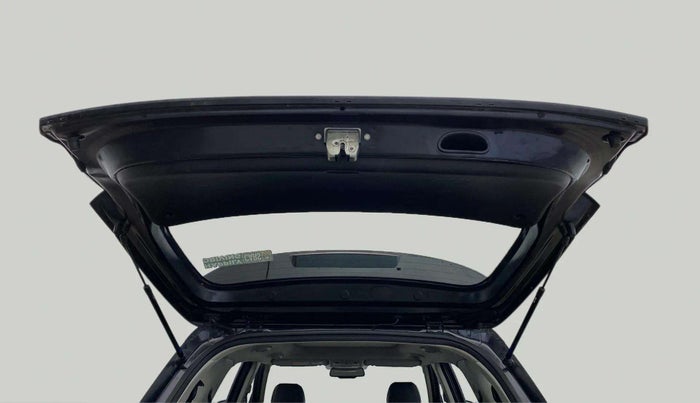 2022 Hyundai ALCAZAR 2.0 SIGNATURE (O) AT 6STR, Petrol, Automatic, 74,783 km, Boot Door Open