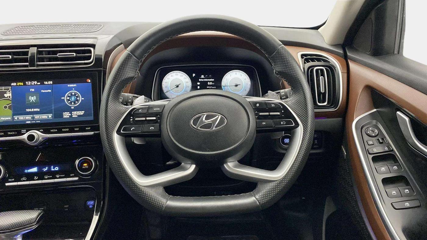 2022 Hyundai ALCAZAR 2.0 SIGNATURE (O) AT 6STR, Petrol, Automatic, 74,939 km, Steering Wheel Close Up