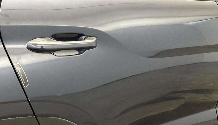 2022 Hyundai ALCAZAR 2.0 SIGNATURE (O) AT 6STR, Petrol, Automatic, 74,783 km, Right rear door - Slightly dented