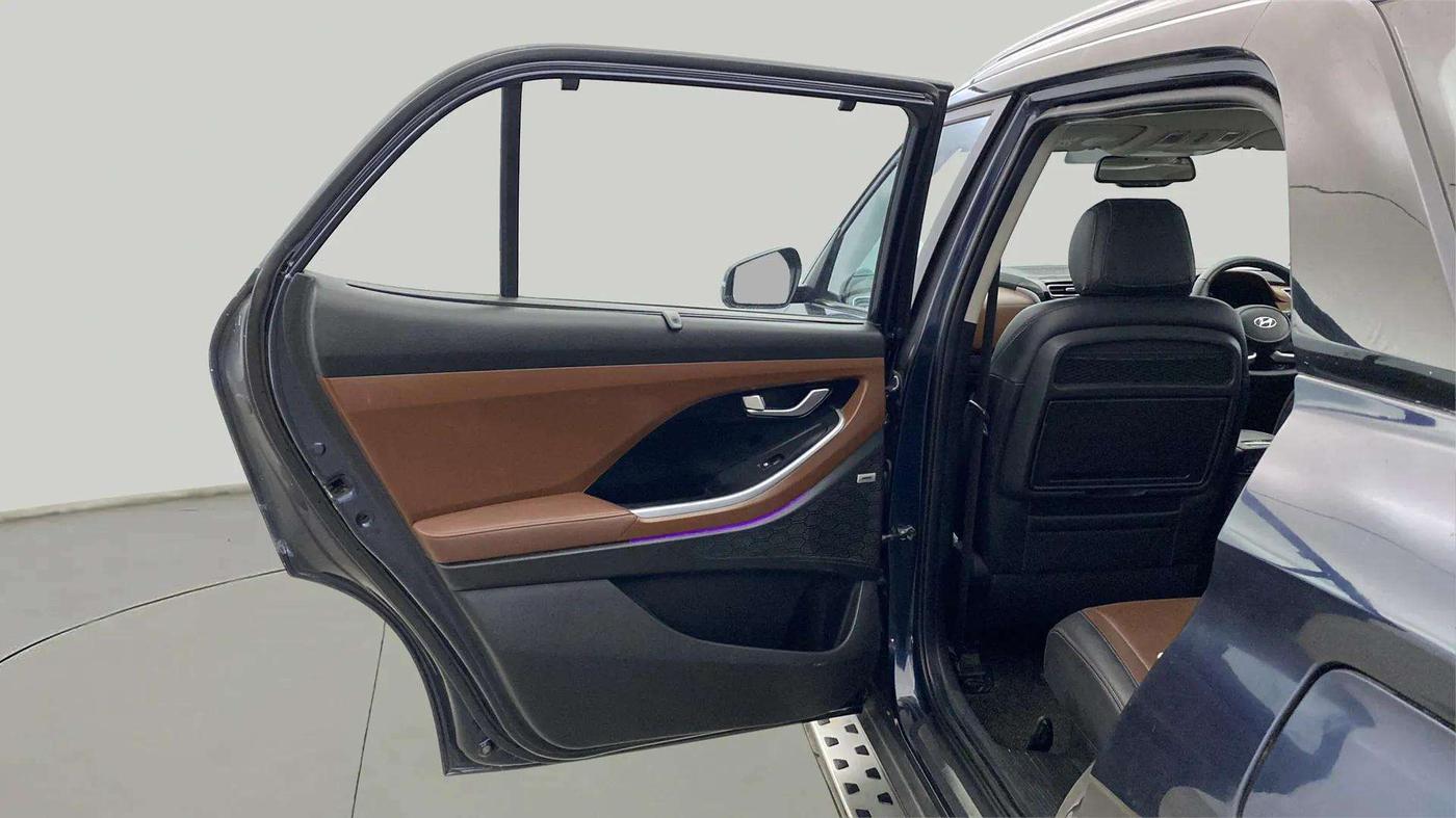 2022 Hyundai ALCAZAR 2.0 SIGNATURE (O) AT 6STR, Petrol, Automatic, 74,939 km, LHS Rear Door