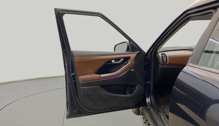2022 Hyundai ALCAZAR 2.0 SIGNATURE (O) AT 6STR, Petrol, Automatic, 74,783 km, LHS Front Door