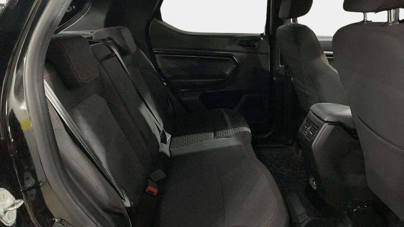 2022 Renault Kiger RXZ AMT, Petrol, Automatic, 3,426 km, Right Side Rear Door Cabin