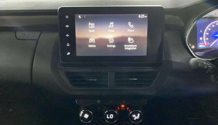 2022 Renault Kiger RXZ AMT, Petrol, Automatic, 3,426 km, Air Conditioner
