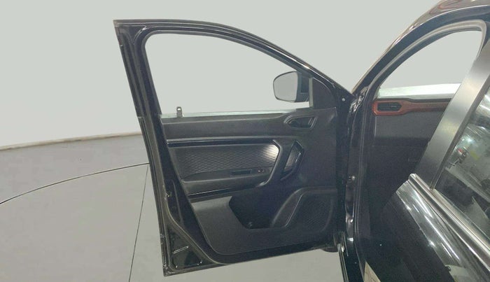 2022 Renault Kiger RXZ AMT, Petrol, Automatic, 3,426 km, LHS Front Door