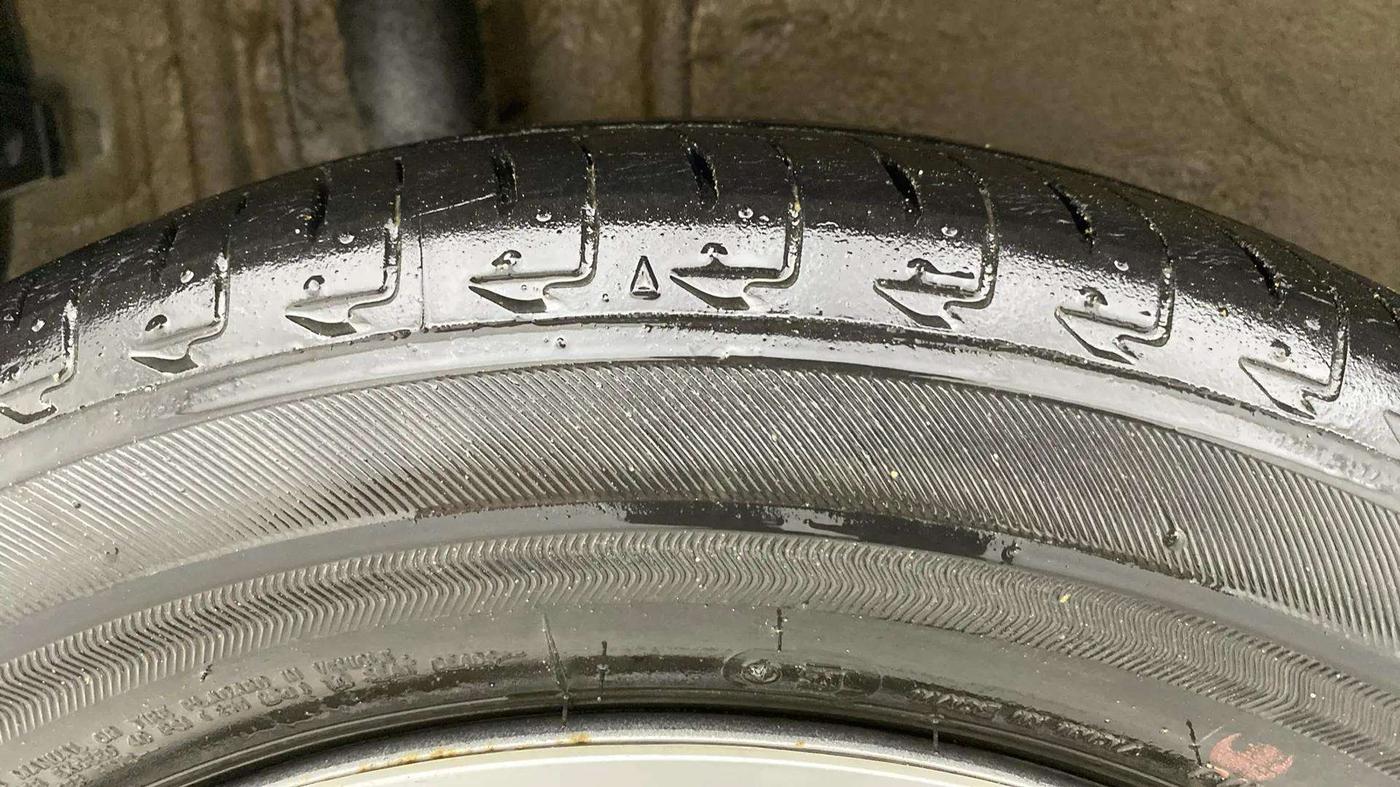 2021 Maruti IGNIS SIGMA 1.2, Petrol, Manual, 16,176 km, Right Rear Tyre Tread