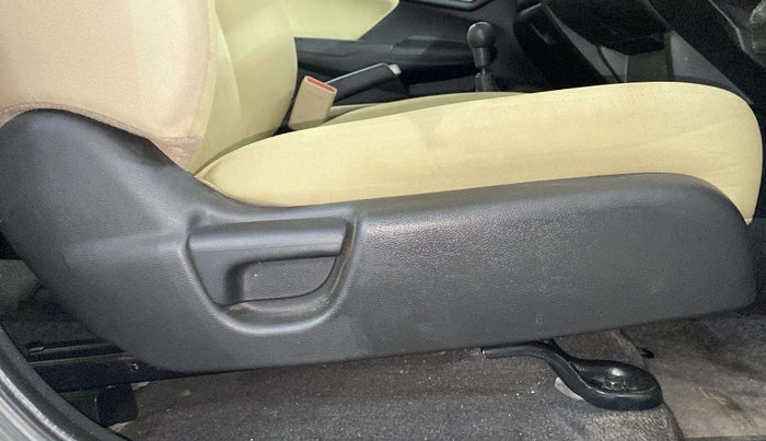 2017 Honda Jazz 1.2L I-VTEC E, Petrol, Manual, 11,213 km, Driver Side Adjustment Panel