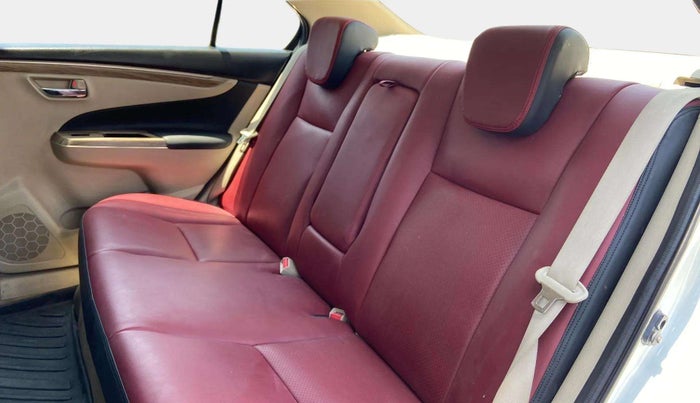 2019 Maruti Ciaz ZETA DIESEL 1.5, Diesel, Manual, 71,590 km, Right Side Rear Door Cabin