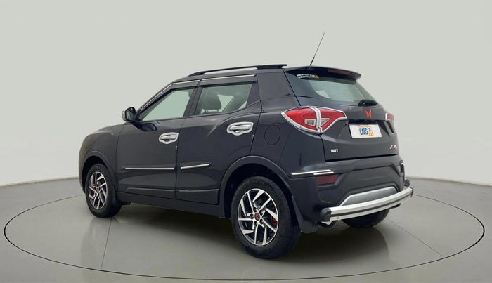 2023 Mahindra XUV300 W8 (O) 1.2 PETROL, Petrol, Manual, 9,432 km, Left Back Diagonal