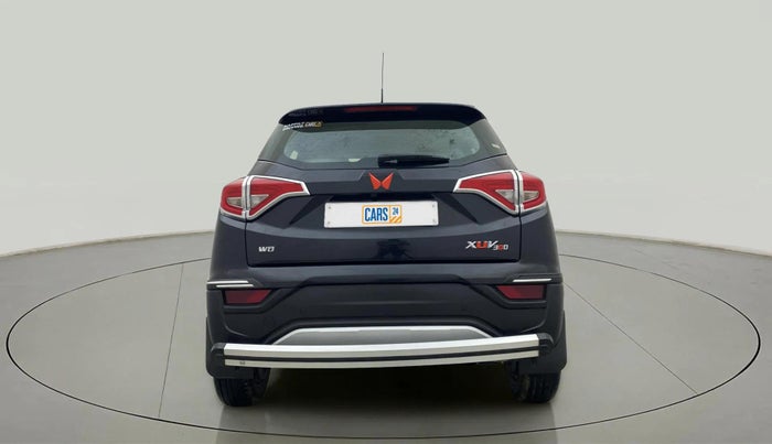 2023 Mahindra XUV300 W8 (O) 1.2 PETROL, Petrol, Manual, 9,432 km, Back/Rear