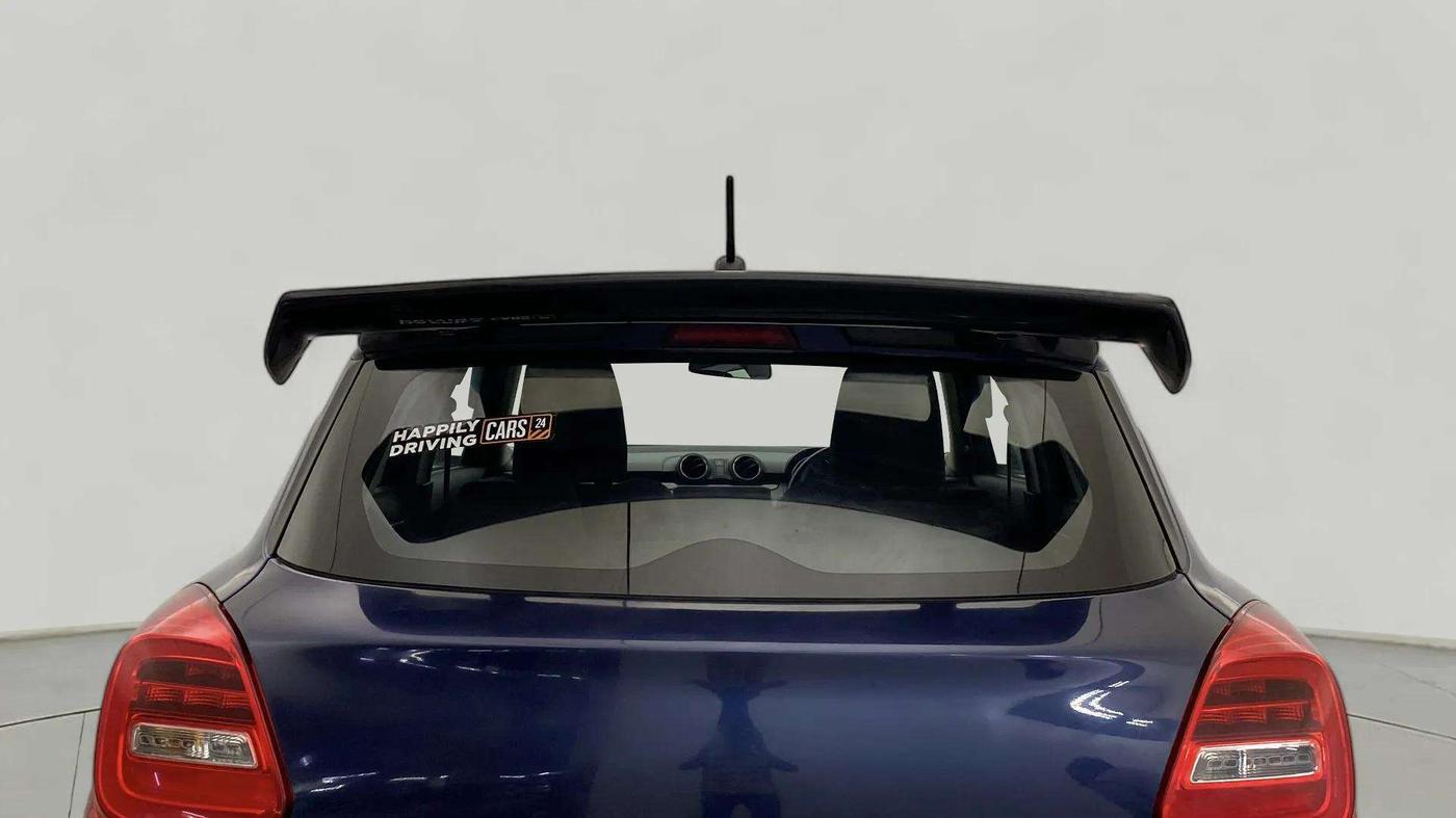 2021 Maruti Swift VXI, Petrol, Manual, 28,489 km, Rear Windshield