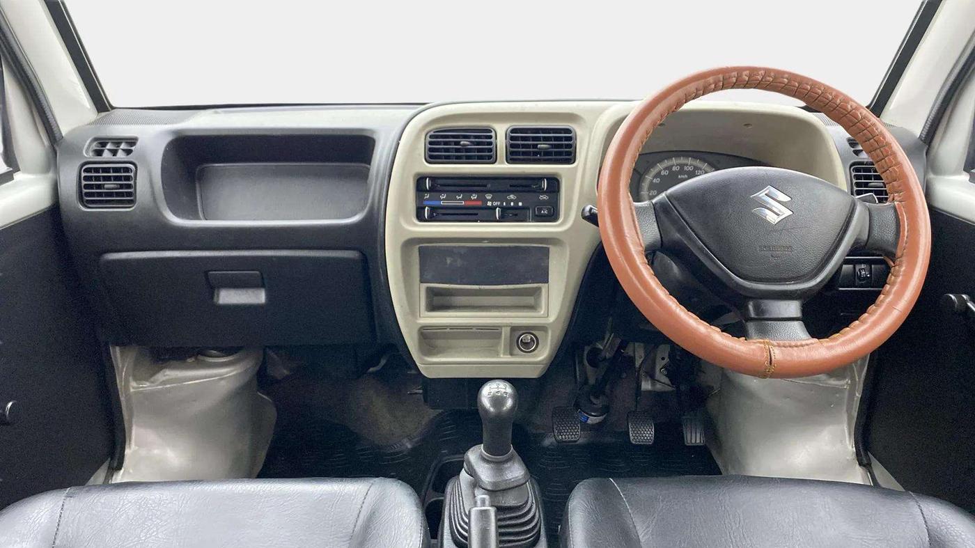 2020 Maruti Eeco 5 STR WITH A/C+HTR, Petrol, Manual, 60,827 km, Dashboard