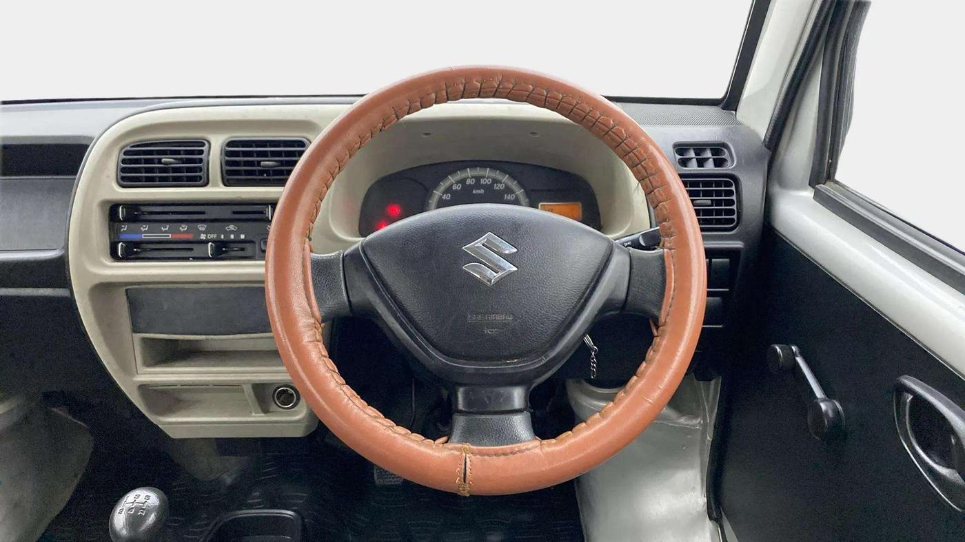 2020 Maruti Eeco 5 STR WITH A/C+HTR, Petrol, Manual, 60,827 km, Steering Wheel Close Up